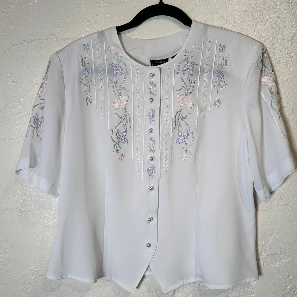 Laura Scott 12 Blouse Short Sleeve Floral Pearl Buttons Cottage Coquette Minimal